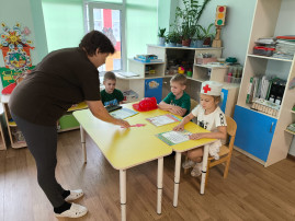 Викторина "Службы 01,02,03 всегда на страже" Викторина "Службы 01,02,03 всегда на страже".