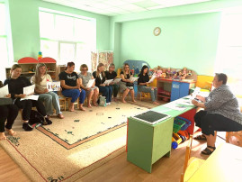 Познавательная беседа "Маленьким детям, большие права" Познавательная беседа "Маленьким детям, большие права".